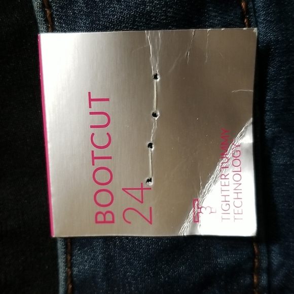 NEW Women Jeans bootcut, tighter tummy technology - Picture 7 of 7